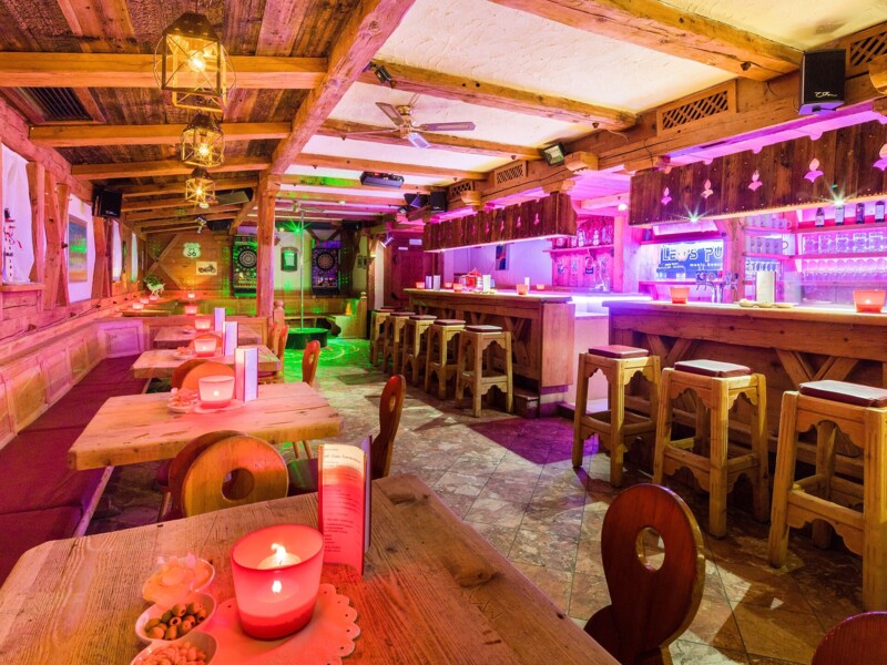 Leo's Pub