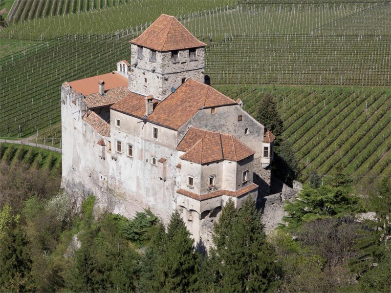 Schloss Dornsberg 