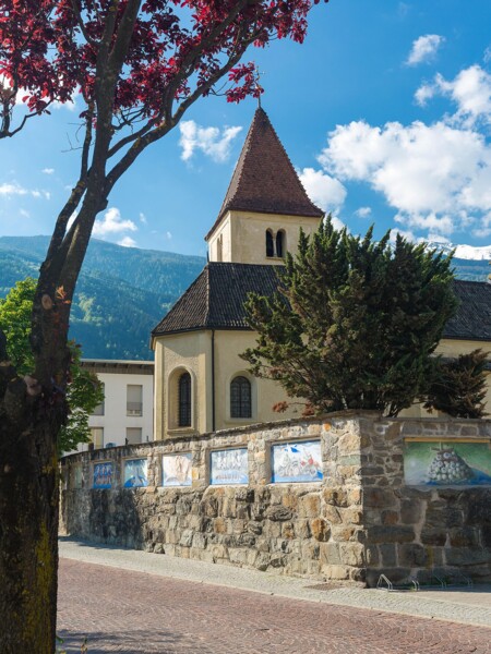 Pfarrkirche zum Hl. Ulrich in Plaus